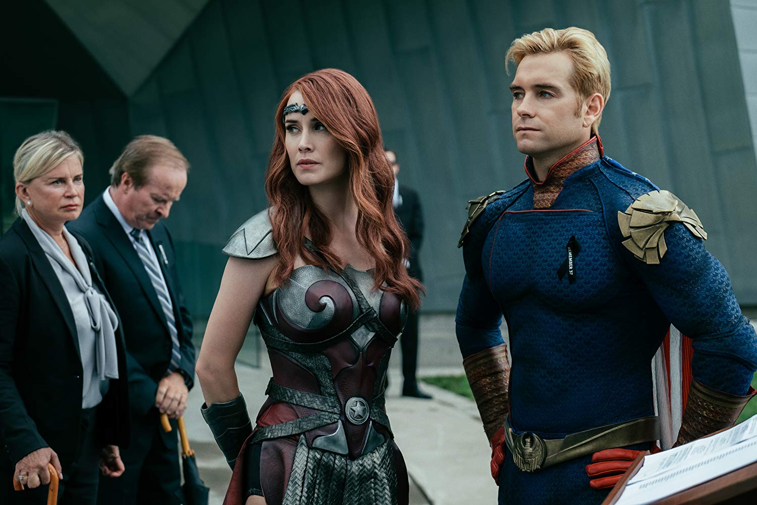 queen-maeve-and-the-homelander-get-suspicious The Boys