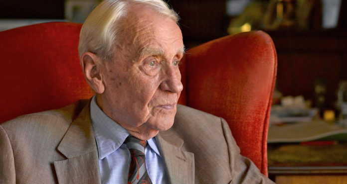 9C0C720D-2A14-4966-BE8C-D8906A5F00A2 Christopher Tolkien
