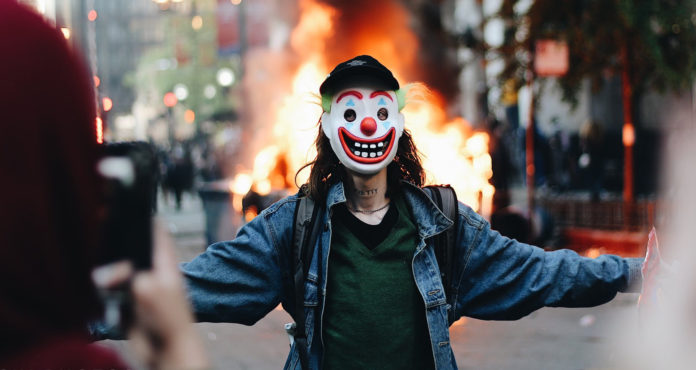 A1E21CD3-F6D5-48FE-973A-DF46C9EE0A5E Joker