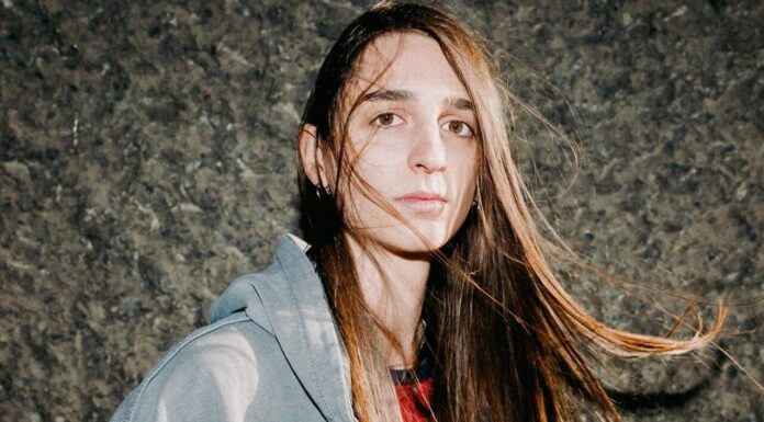 Emma Nolde – La cantante annuncia il nuovo singolo “Siamo in tanti” e il Sold Out dei concerti di Milano